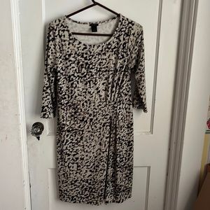 Ann Taylor medium 95% polyester 3% spandex lining multicolor mid length dress